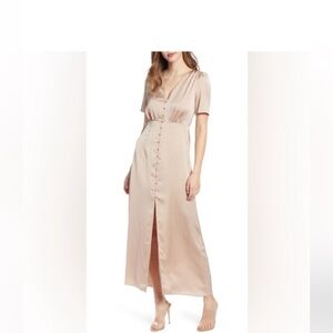 Leith maxi dress , color Tan, S-M size, satin